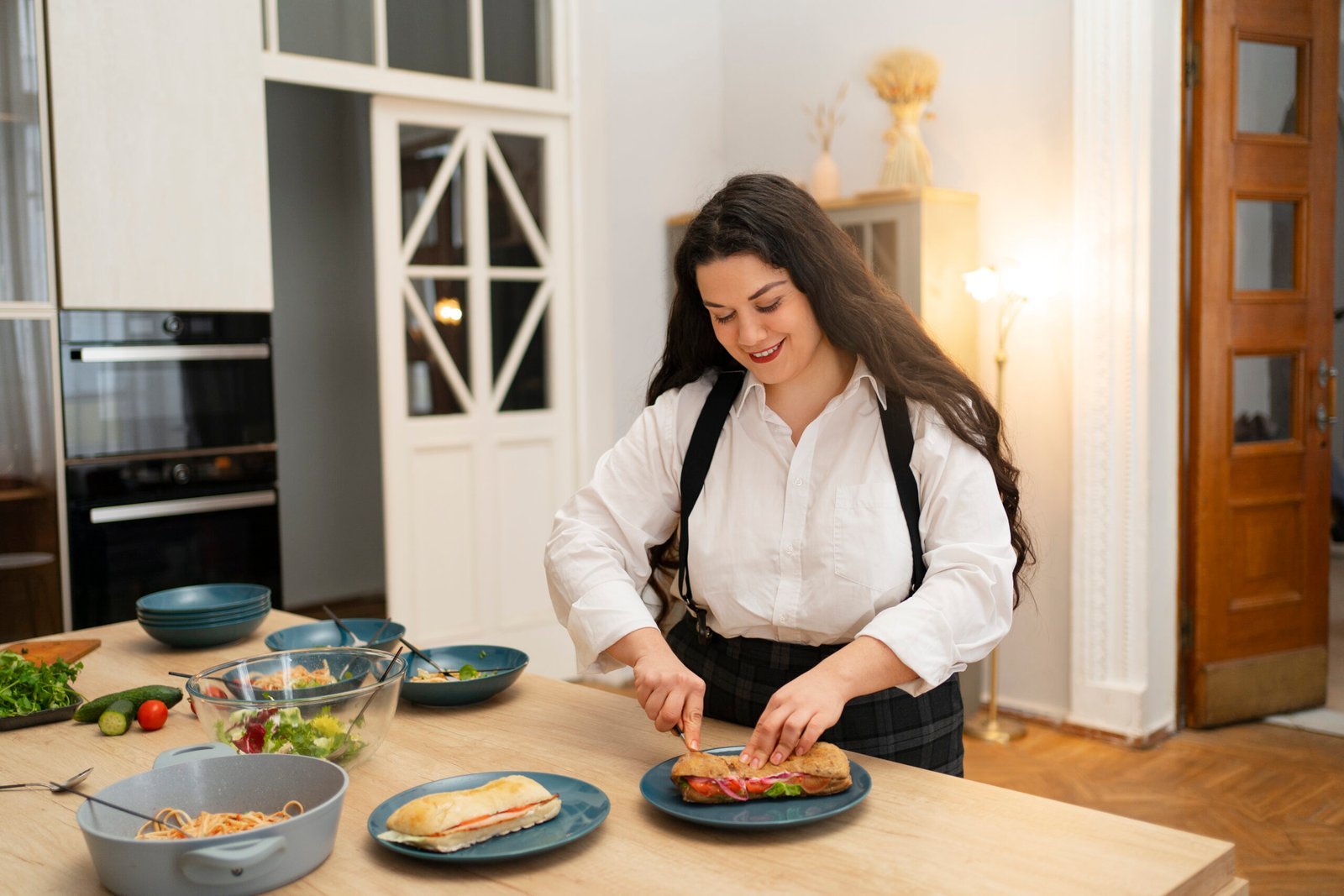 Read more about the article Get Home Cook Maids for Fresh and Healthy Meals in Ahmedabad