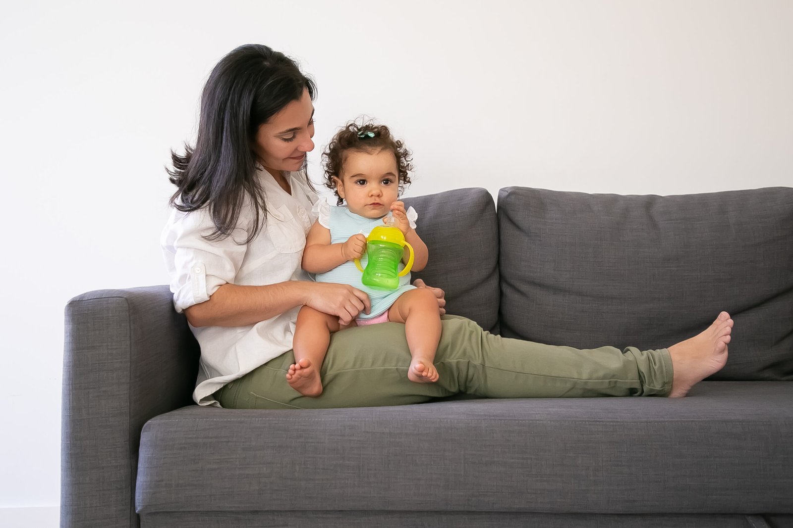 Read more about the article Safe Babysitting Maids for Your Children in Ahmedabad