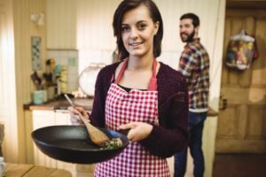 Read more about the article Cooks Maid Ahmedabad – Skilled Maids for Daily Fresh Meals